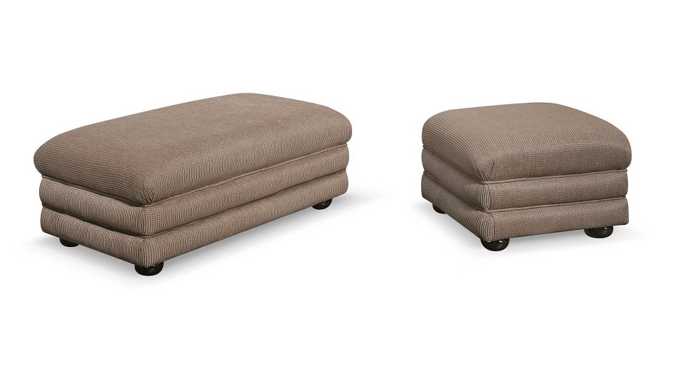 1 PIECE ITALIAN OTTOMAN